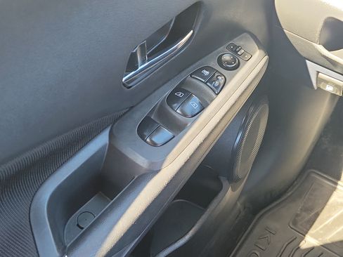 Used 2021 Nissan Kicks SV FWD image 20
