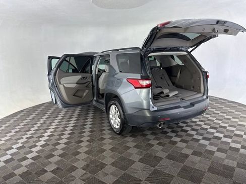 Used 2020 Chevrolet Traverse LT AWD/4WD image 21