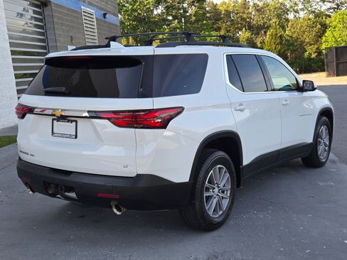 Used 2022 Chevrolet Traverse LT AWD/4WD image 7
