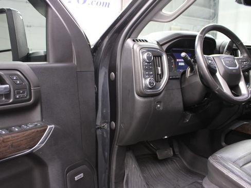 Used 2020 GMC Sierra 2500 Denali w/ Denali Ultimate Package AWD/4WD image 64