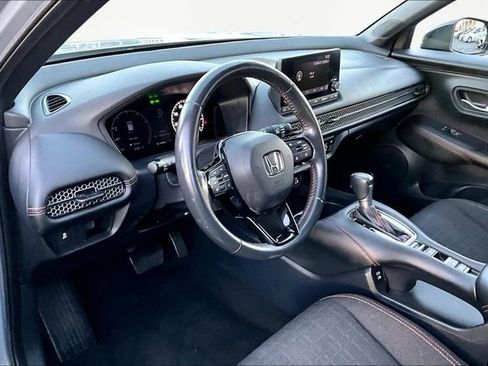 Used 2024 Honda HR-V Sport image 12