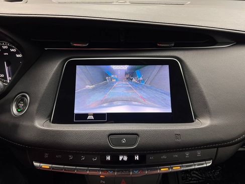 Used 2021 Cadillac XT4 Premium Luxury AWD/4WD image 16