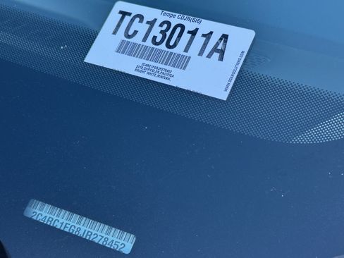 Used 2018 Chrysler Pacifica Touring Plus image 32