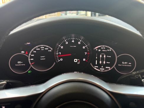 Used 2020 Porsche Cayenne AWD image 42