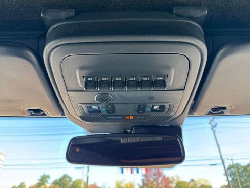 Used 2021 Ford Bronco Wildtrak image 36