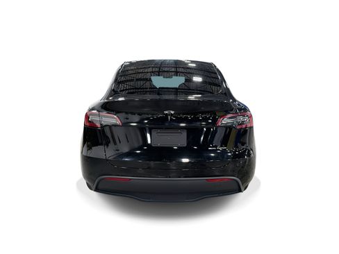 Certified 2023 Tesla Model Y Long Range AWD/4WD image 5