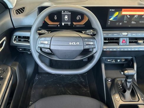 New 2026 Kia K4 FWD image 14