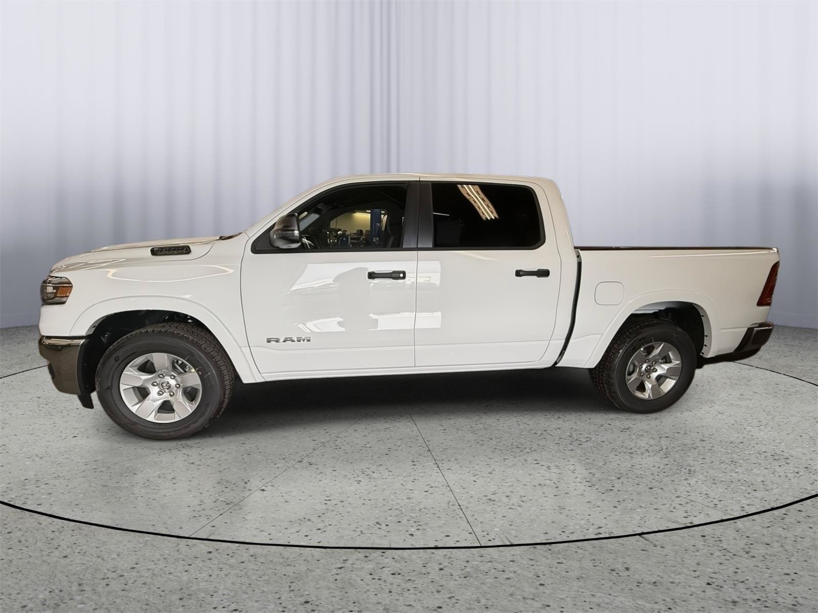 Used 2026 RAM 1500 Big Horn AWD/4WD image 2