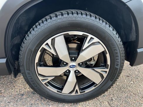 Used 2019 Subaru Forester Touring image 39