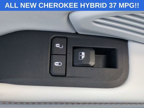 New 2026 Jeep Cherokee Limited AWD/4WD image 32