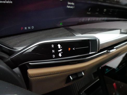 New 2025 Cadillac Escalade IQ Sport 2 w/ LPO, ONYX Package image 20