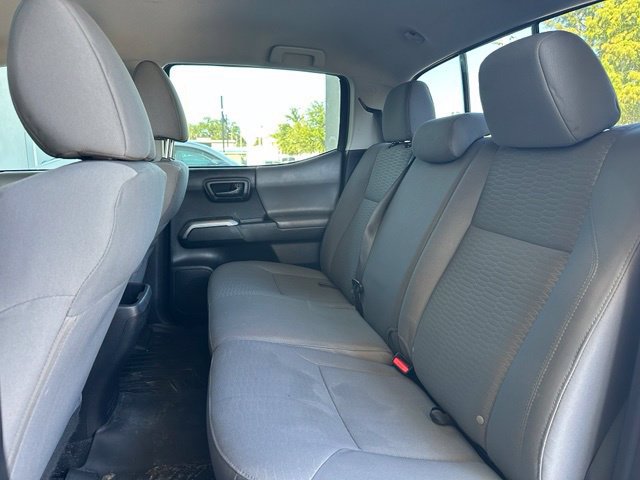 Used 2018 Toyota Tacoma SR5 RWD image 13