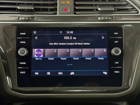Used 2020 Volkswagen Tiguan SEL image 15