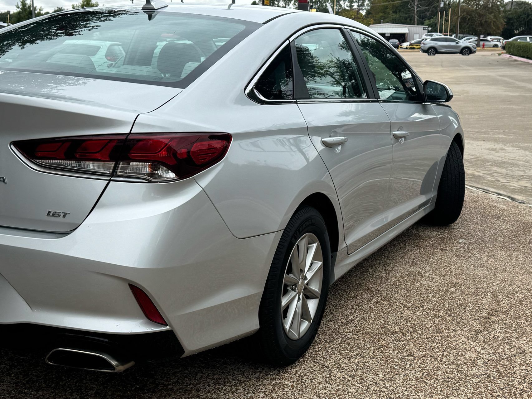 Used 2019 Hyundai Sonata ECO FWD image 4