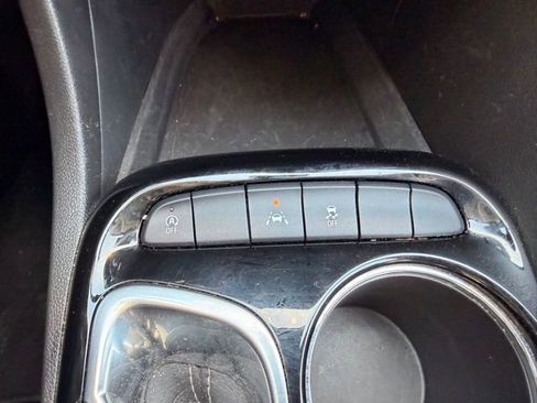 Used 2024 Buick Encore GX Sport Touring image 19