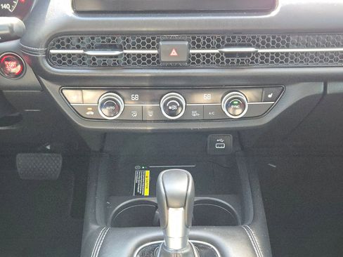 Used 2025 Honda HR-V EX-L image 18