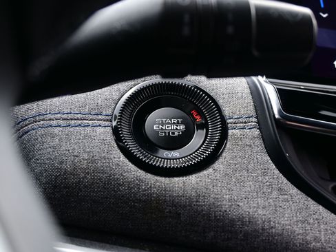 Used 2024 Jeep Compass Latitude image 20