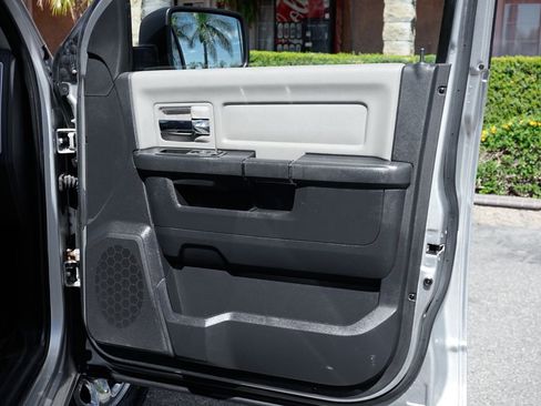 Used 2012 RAM 2500 SLT image 37