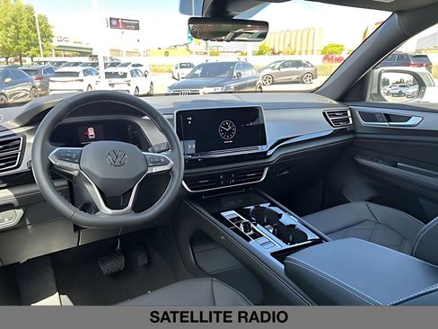 New 2026 Volkswagen Atlas Cross Sport SE AWD/4WD image 19