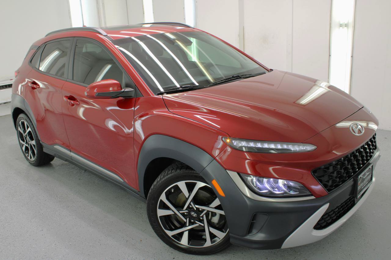 Used 2023 Hyundai Kona Limited AWD/4WD image 28