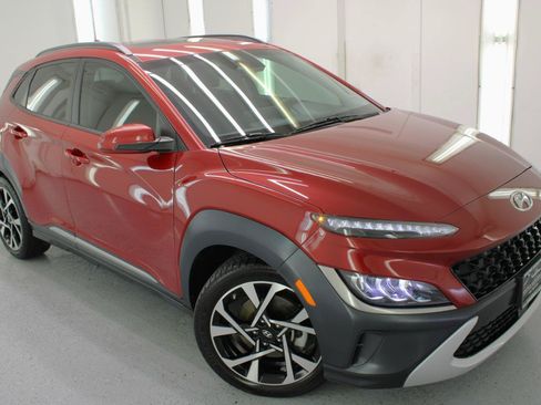 Used 2023 Hyundai Kona Limited AWD/4WD image 28