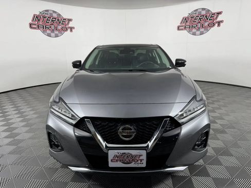 Used 2022 Nissan Maxima Platinum w/ Sport Mat Group FWD image 2