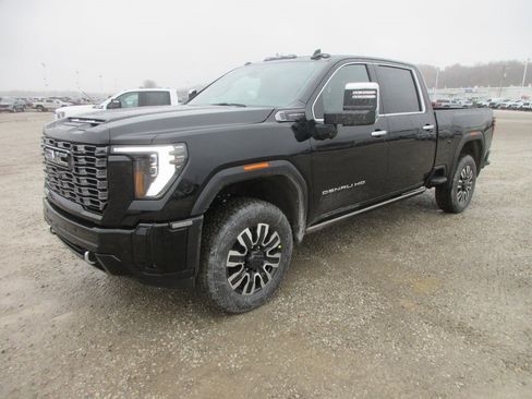 New 2026 GMC Sierra 2500 Denali Ultimate image 11