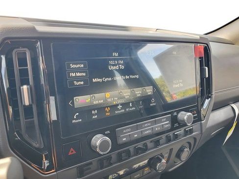 New 2026 Nissan Frontier SV w/ SV Convenience Package AWD/4WD image 19