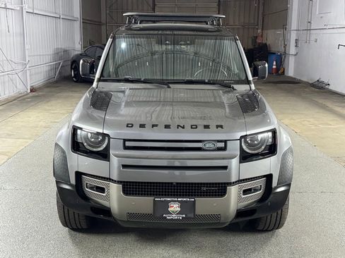 Used 2022 Land Rover Defender 110 X-Dynamic SE image 2