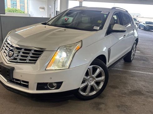 Used 2014 Cadillac SRX Performance FWD image 2