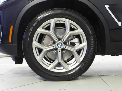 Used 2024 BMW X3 xDrive30i w/ Convenience Package AWD/4WD image 5