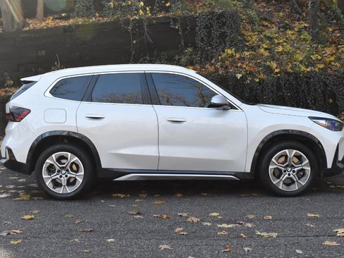 Used 2023 BMW X1 xDrive28i w/ Convenience Package image 10