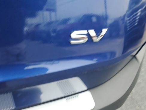 Used 2022 Nissan Rogue SV image 8