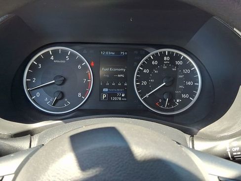 Used 2025 Nissan Sentra S FWD image 15
