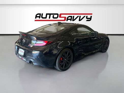 Used 2025 Toyota GR86 Premium w/ Performance Package RWD image 7