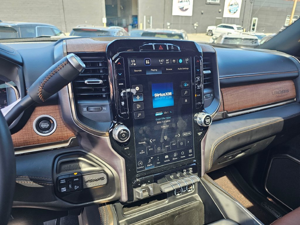 Used 2024 RAM 2500 Limited AWD/4WD image 27