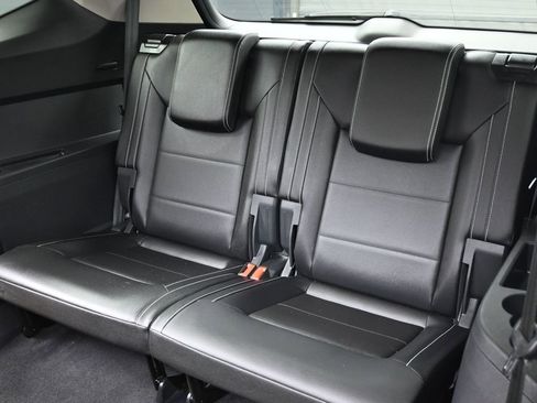 Used 2023 Volkswagen Atlas SE w/ Panoramic Sunroof Package AWD/4WD image 36