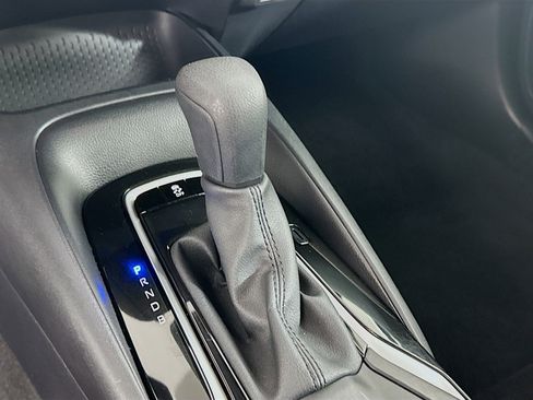 Used 2025 Toyota Corolla LE image 24