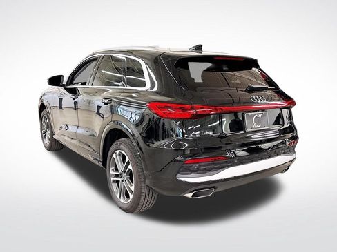 Certified 2025 Audi Q5 Premium w/ Premium Plus AWD/4WD image 3