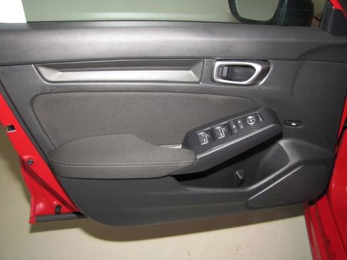 Certified 2024 Honda Civic Sport image 10