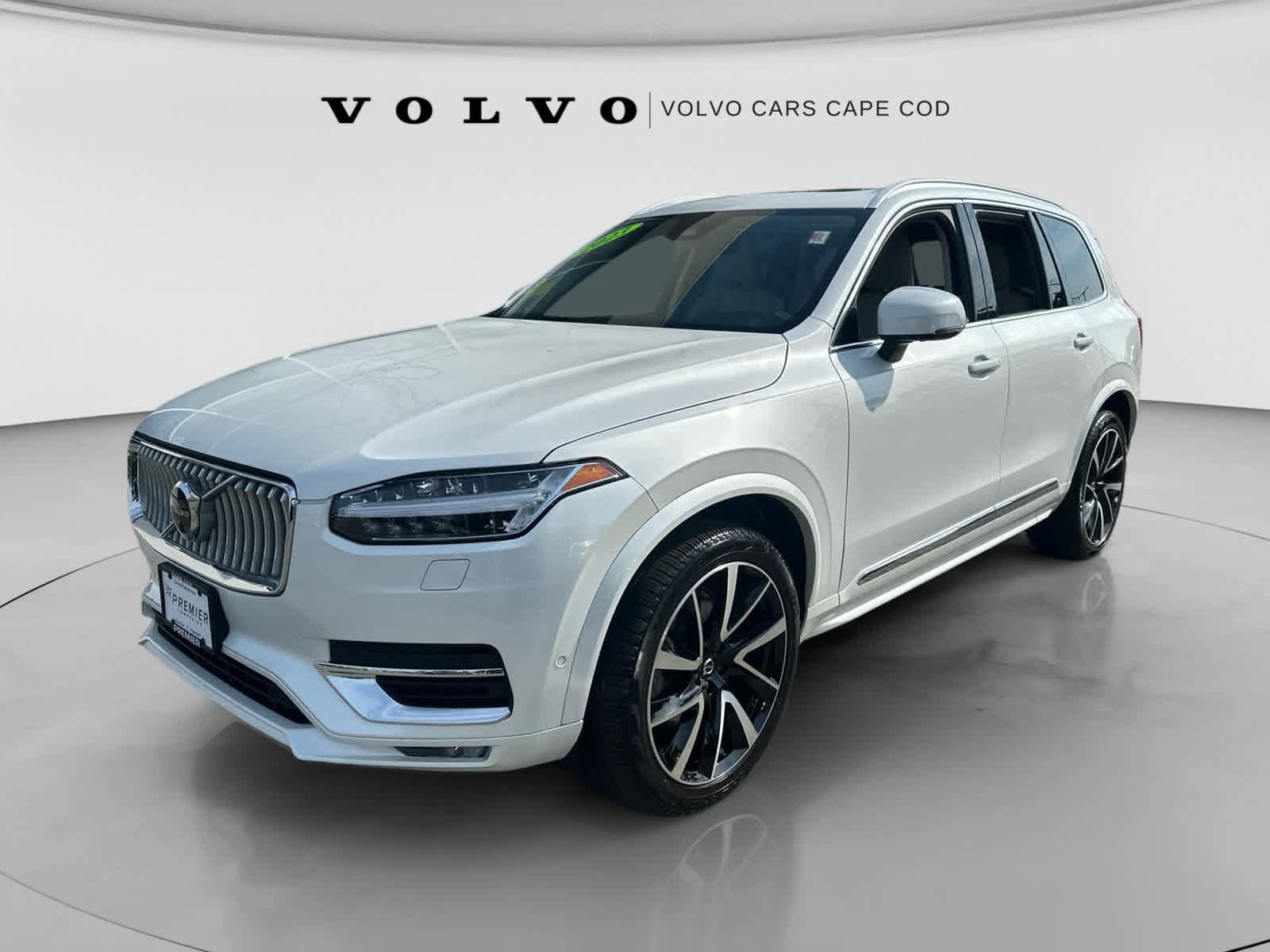 Used 2023 Volvo XC90 B5 Plus w/ Protection Package Premier AWD/4WD image 4