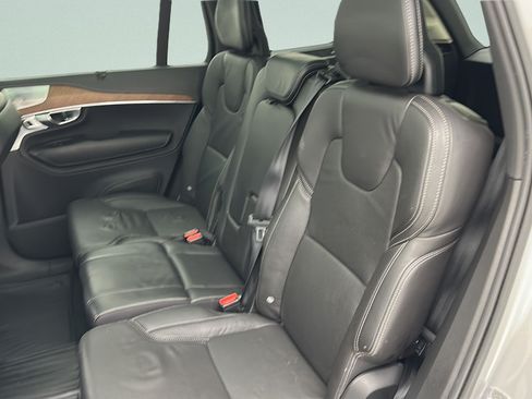 Used 2017 Volvo XC90 T6 Inscription w/ Vision Package AWD/4WD image 10