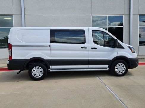 Used 2024 Ford Transit 250 Low Roof w/ Exterior Upgrade Package RWD image 3