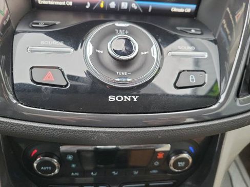 Used 2015 Ford C-MAX Energi SEL w/ Equipment Group 301A image 14