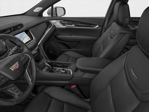 New 2026 Cadillac XT5 Luxury w/ LPO, Floor Liner Package AWD/4WD image 6