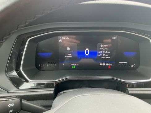 Certified 2023 Volkswagen Jetta SE w/ Panoramic Sunroof Package image 14