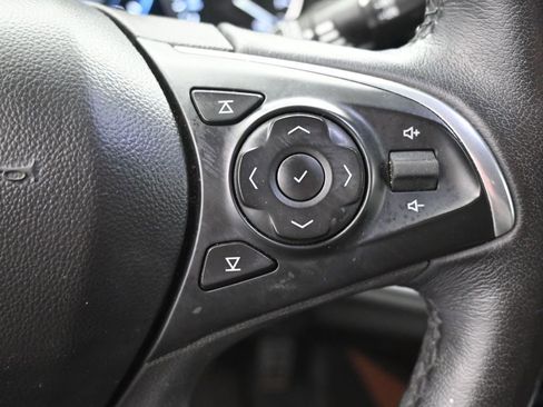 Used 2021 Buick Enclave Avenir w/ Avenir Technology Package image 32