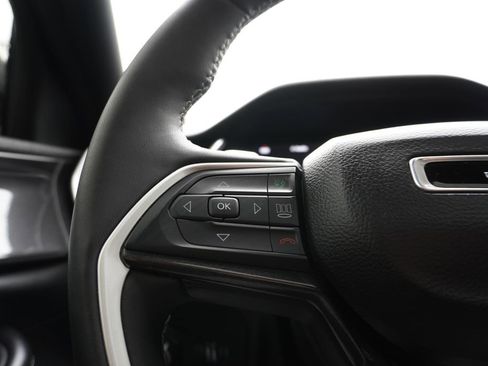 Used 2023 Jeep Grand Cherokee Altitude image 20