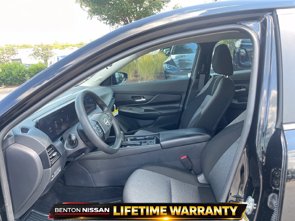 Used 2026 Nissan Sentra SV w/ Floor Mat Package FWD image 11