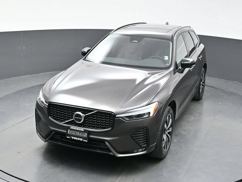 Used 2024 Volvo XC60 B5 Plus AWD/4WD image 30